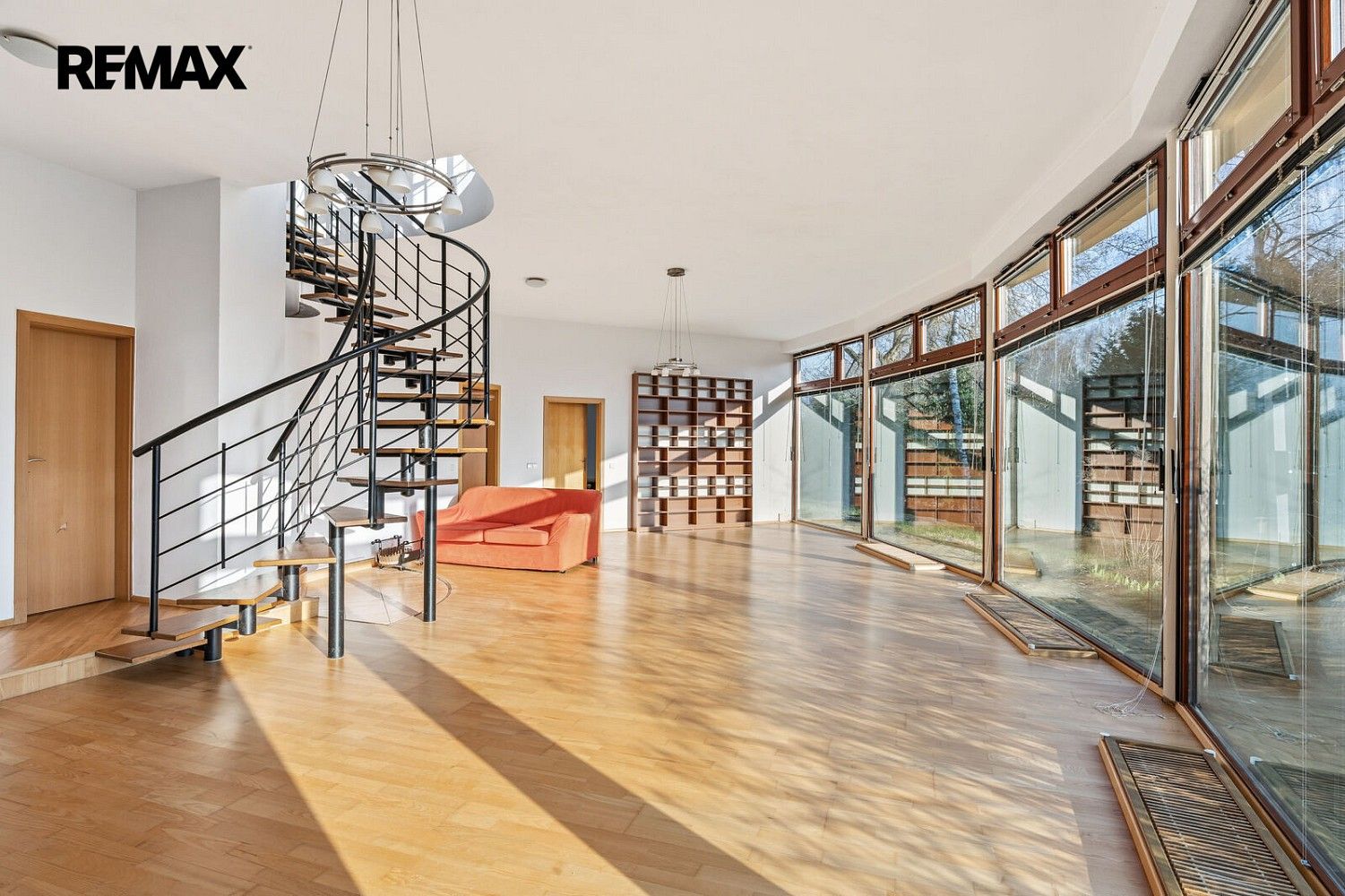 Rodinný dům · 311 m² · Velké Popovice, okres Praha-východ, Středočeský kraj - 3