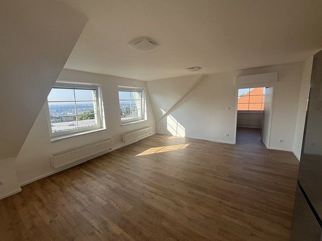 3+kk, Praha - Kobylisy, okres Praha 8, Hlavní město Praha, 93 m² - 1