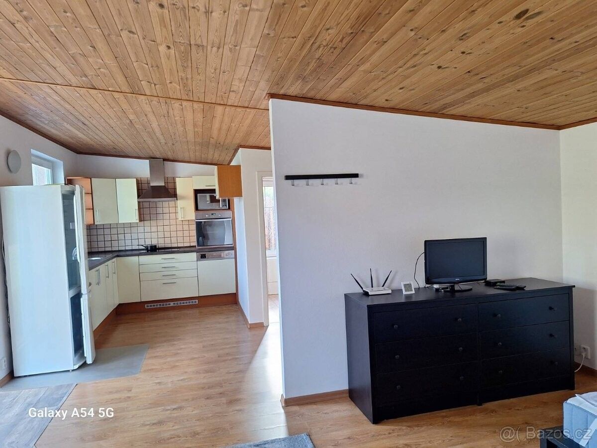 Pronájem byt - Kunín, 742 53