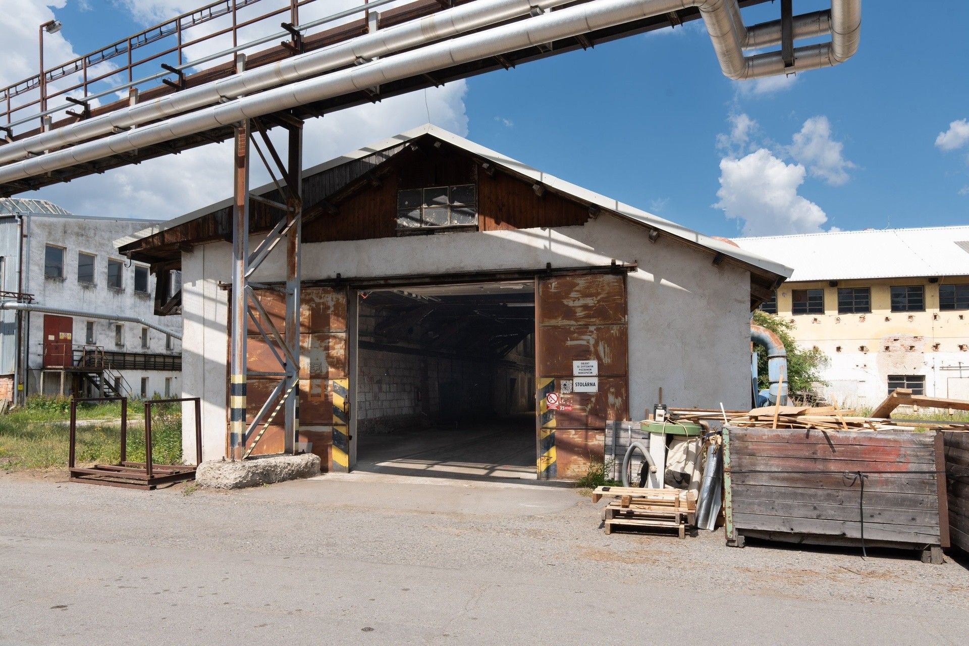 Výrobní prostory, Nádražní, Tetčice, 668 m²