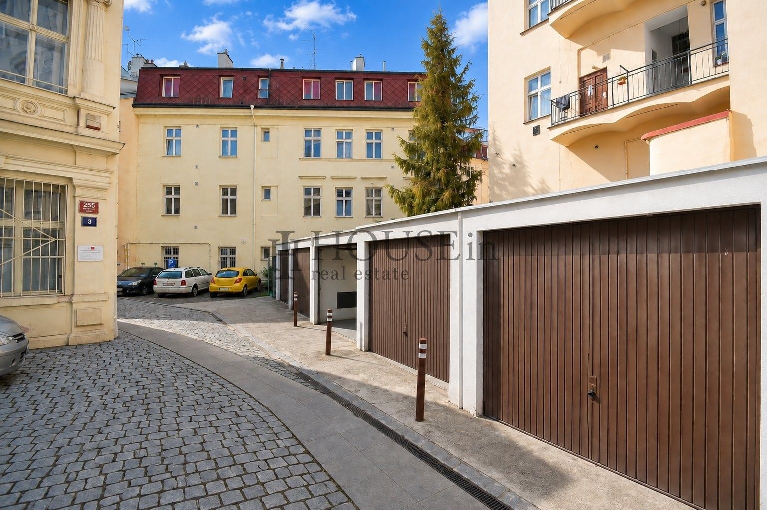 Pronájem garáž - Vyšehradská, Praha, 16 m² - 5