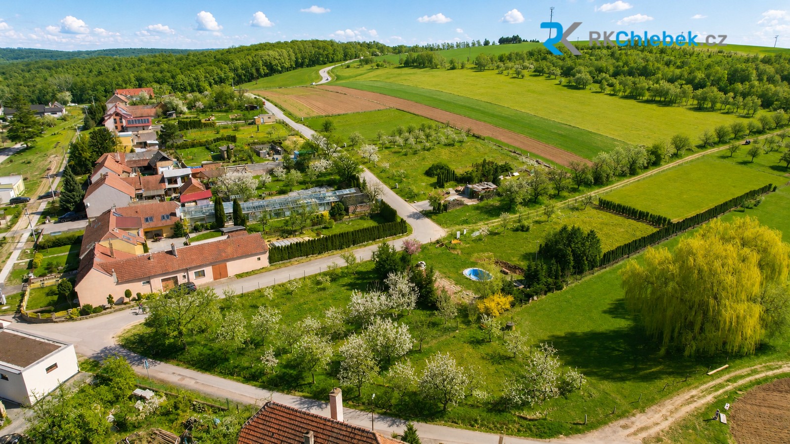 Pozemek pro bydlení, 1 070 m²