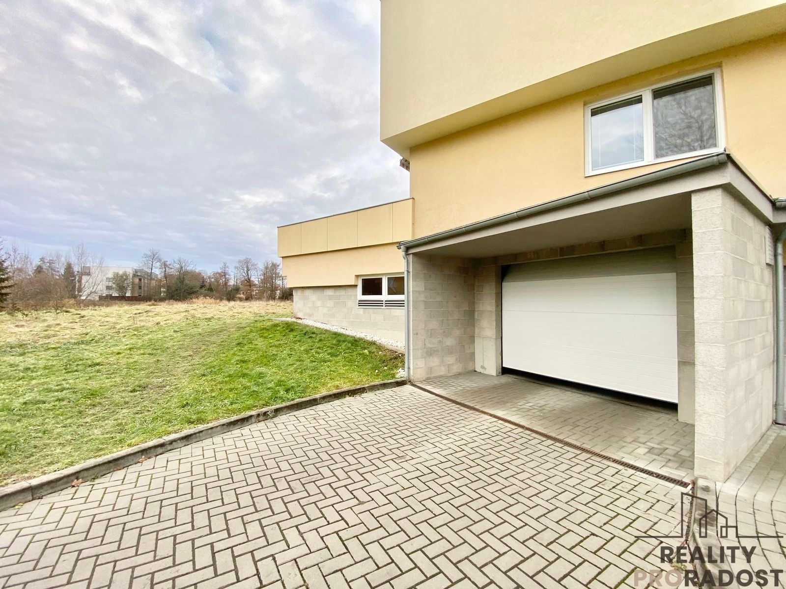 Pronájem ostatní - Jarmily Glazarové, Olomouc, 12 m²