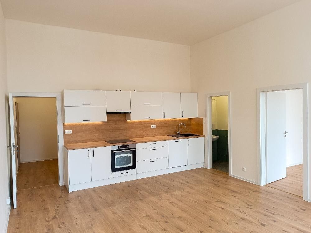 Pronájem byt 2+kk - Palackého, Ostrava, 52 m²