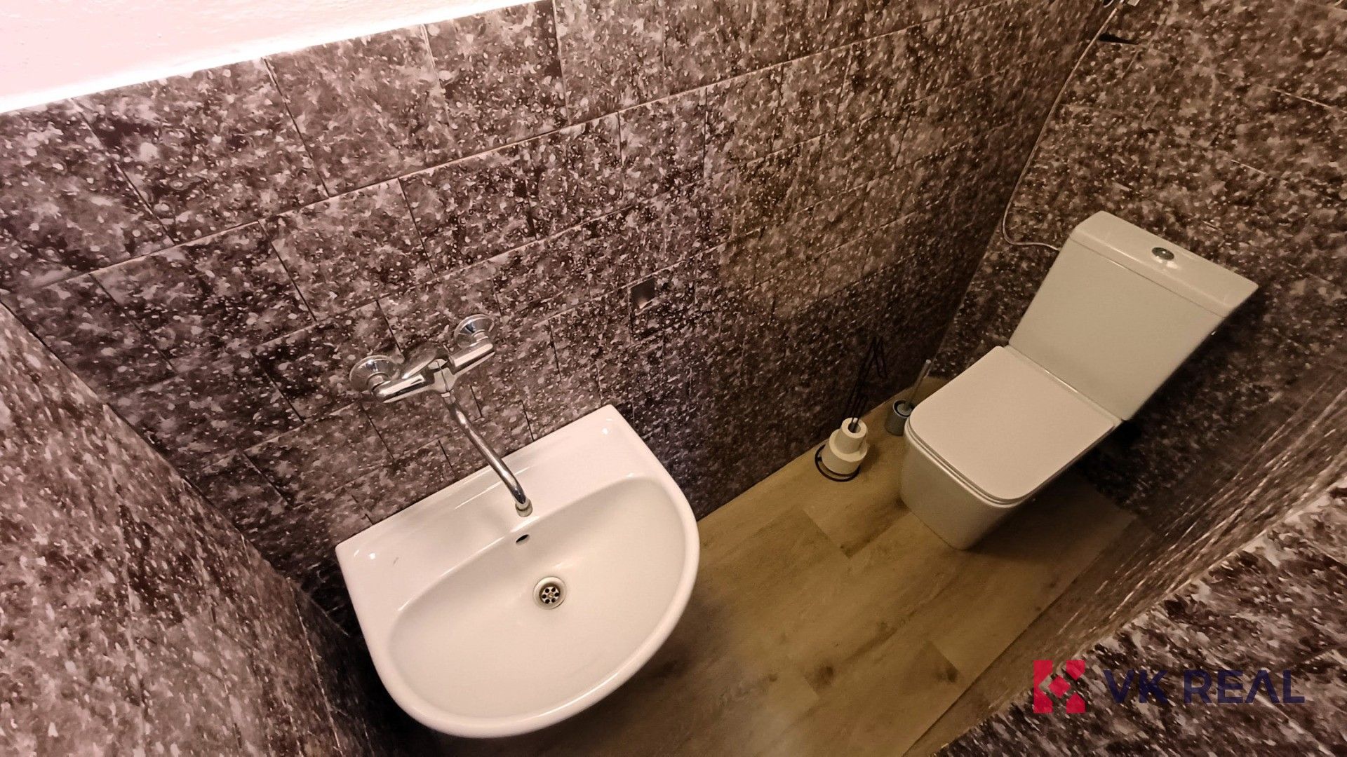 Obchodní prostory · 20 m² · Bělohorská, Praha - 4