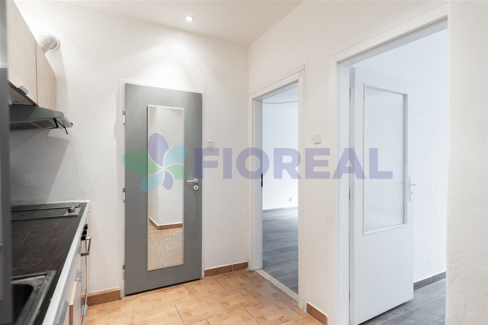 Pronájem byt 2+1 - Nad Jezerkou 1274, Praha Nusle, 50 m² - 5