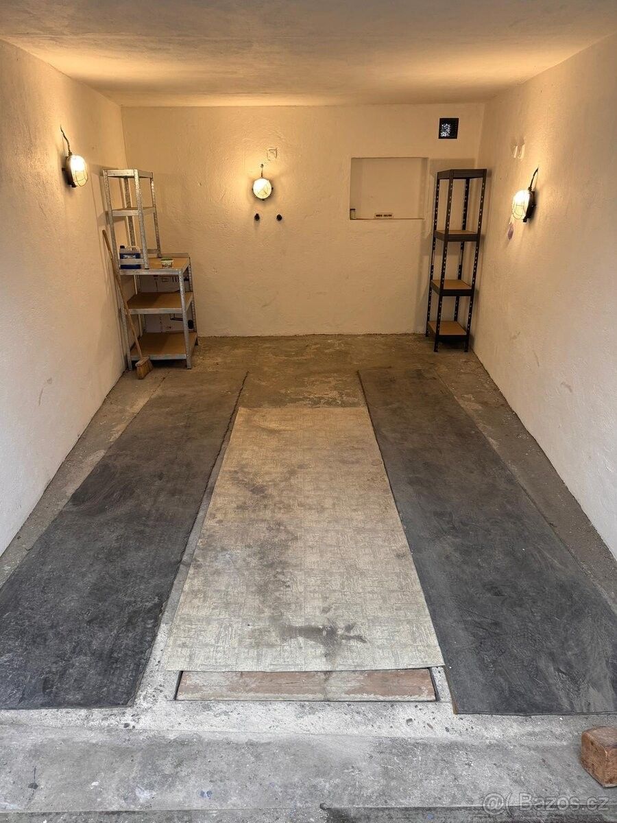 Pronájem garáž - Mělník, 276 01