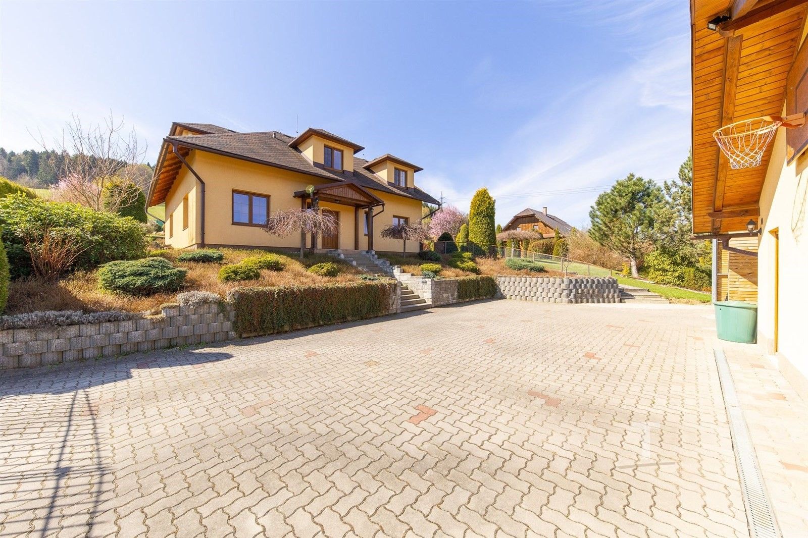 Rodinné domy, Lipová-lázně, 232 m² - 1