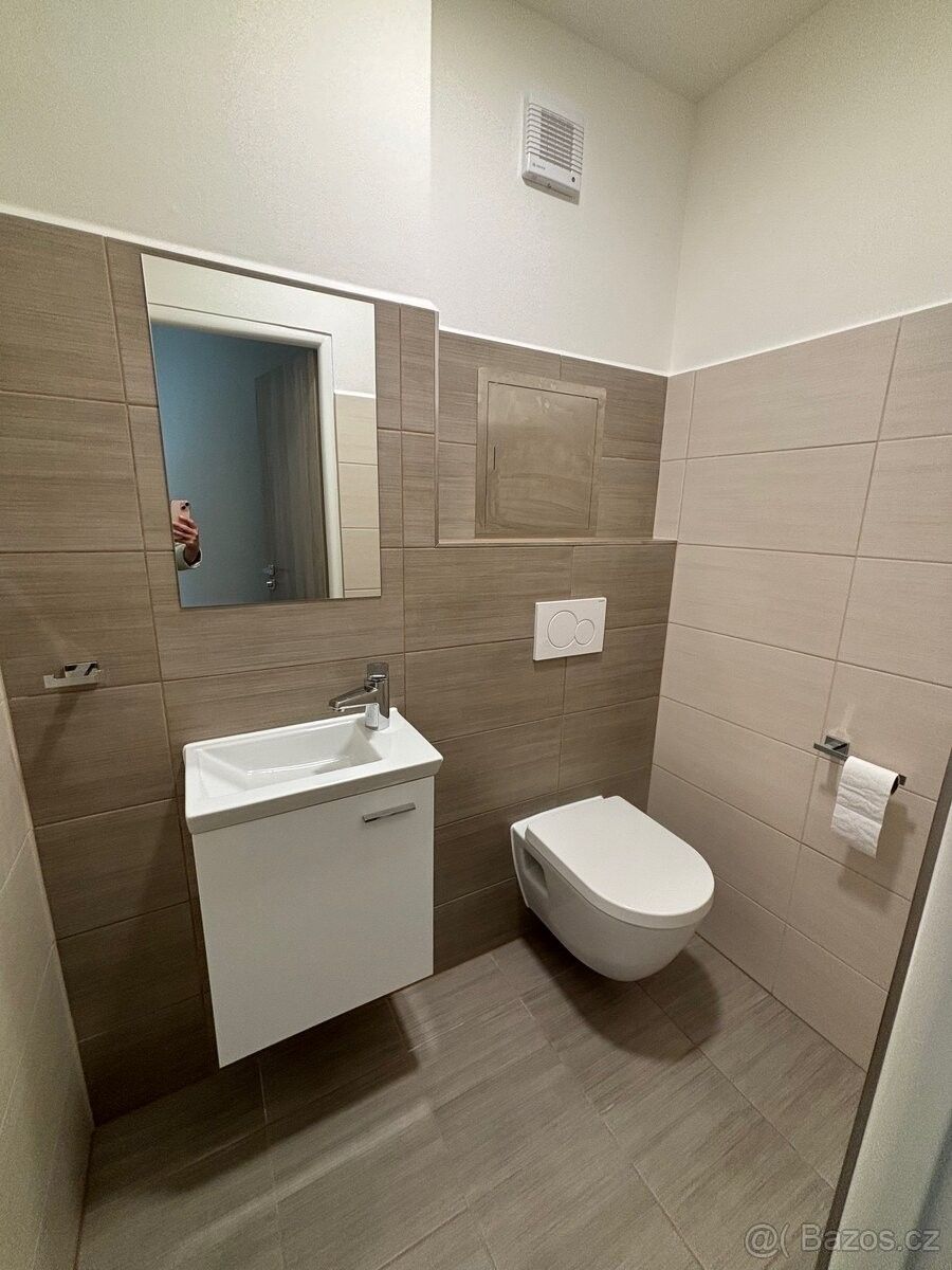 Pronájem byt - Opava, 747 05