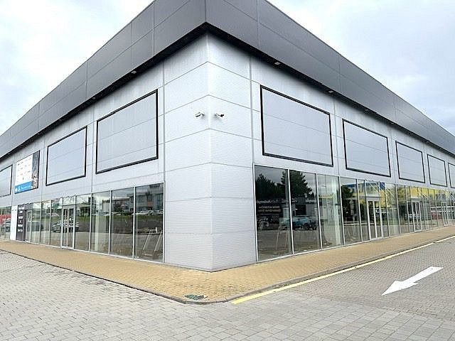 Pronájem obchodní prostory - Čestlice, 491 m² - 2