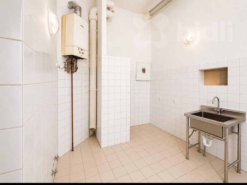 Obchodní prostory · 151 m² · Praha - Košíře, okres Praha 5, Hlavní město Praha - 3