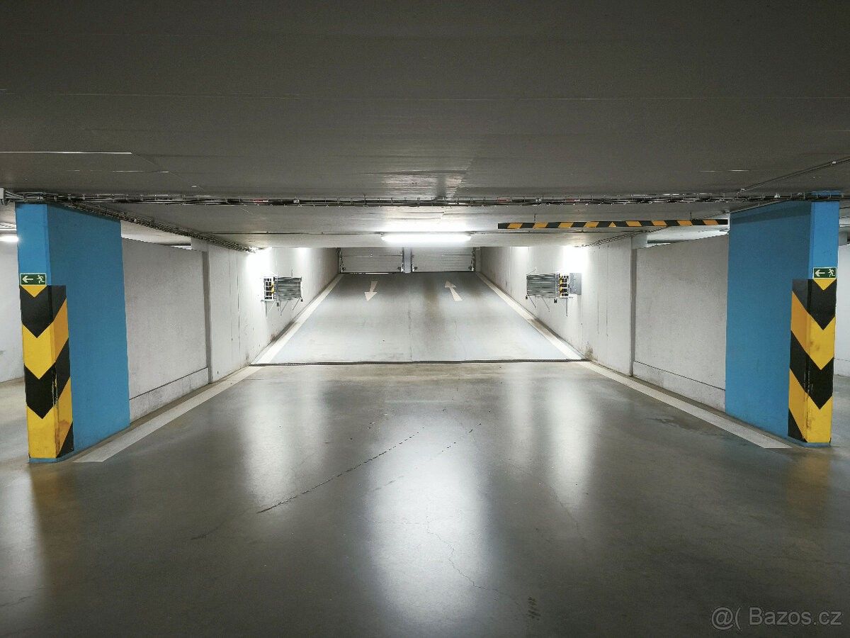 Prodej garáž - Hostivice, 253 01