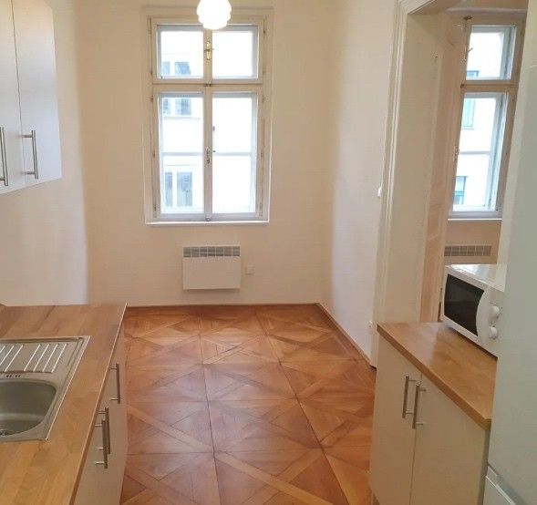 Pronájem byt - Praha, 110 00