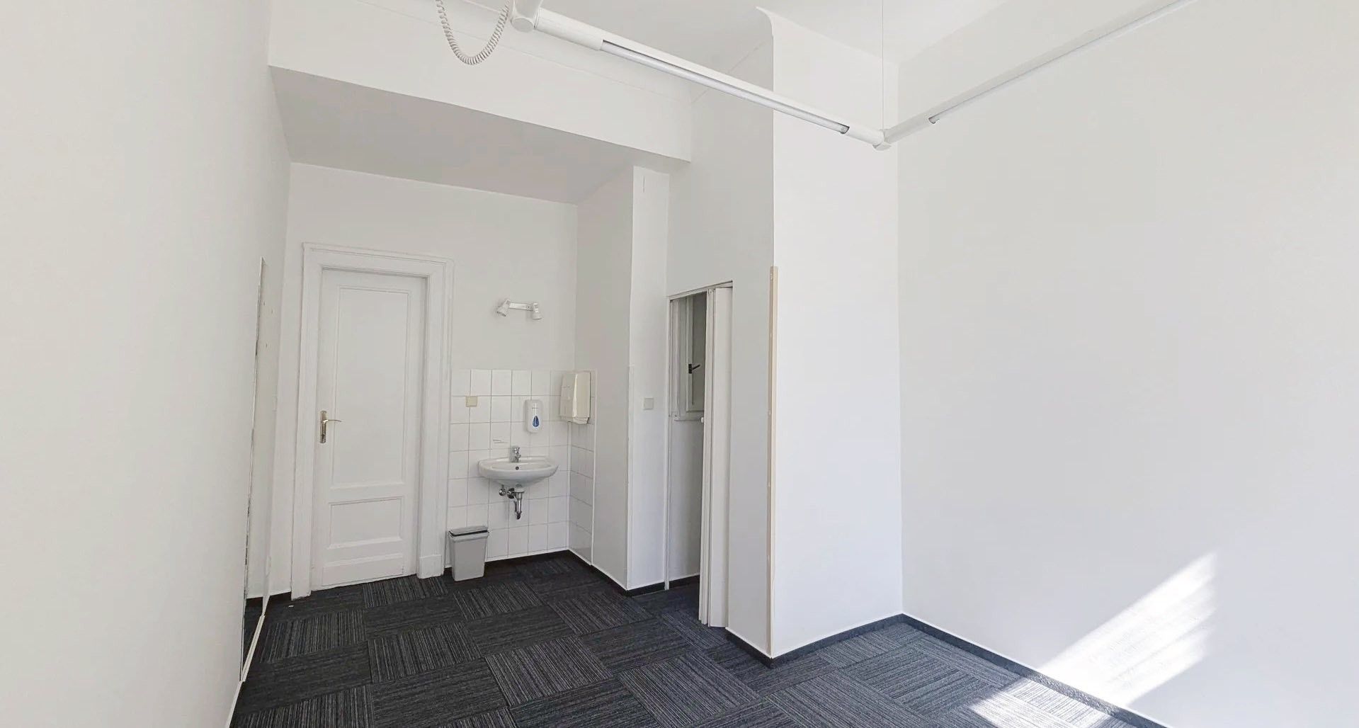 Kanceláře, Na Zderaze, Praha, 15 m² - 2