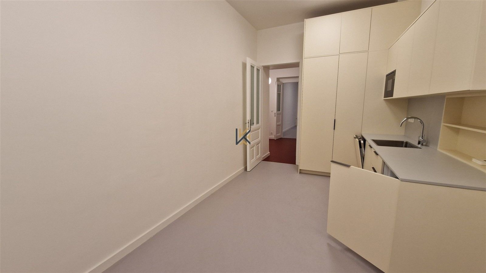 Pronájem kancelář - Janáčkovo nábřeží, Praha, 100 m²