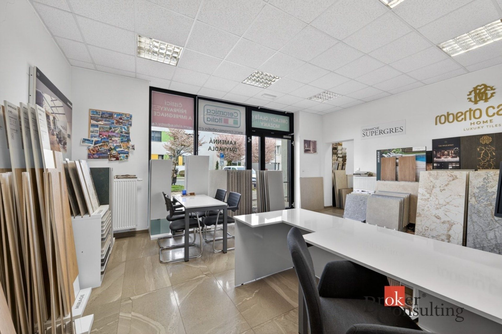 Pronájem obchodní prostory - Vltavínová, Plzeň, 66 m² - 5