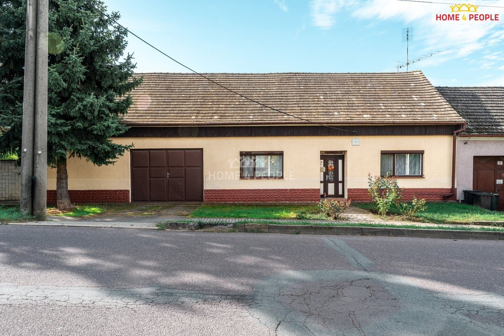 Rodinné domy, Hlavní, Šanov, 290 m² - 1