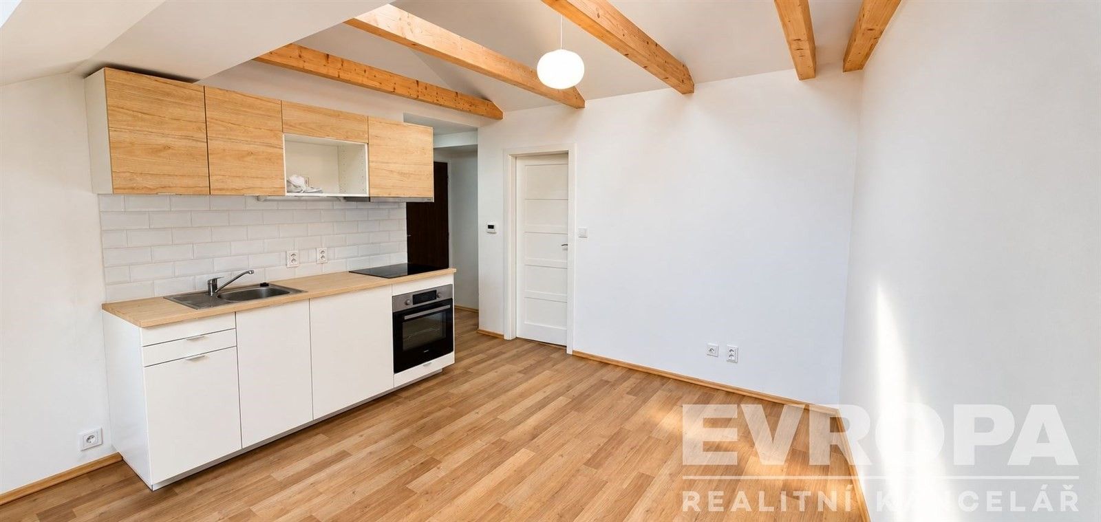 Byt 2+kk · 34 m² · Vančurova 391, Vrchlabí - 3