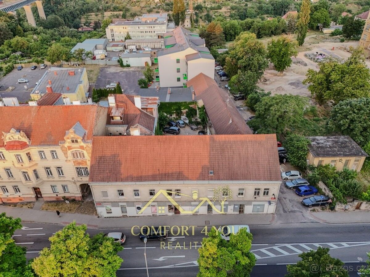 Rodinné domy, Znojmo, 669 02 - 2