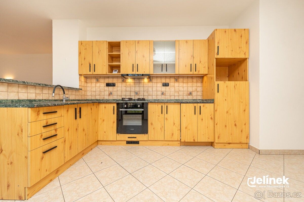 Byty, Polička, 572 01