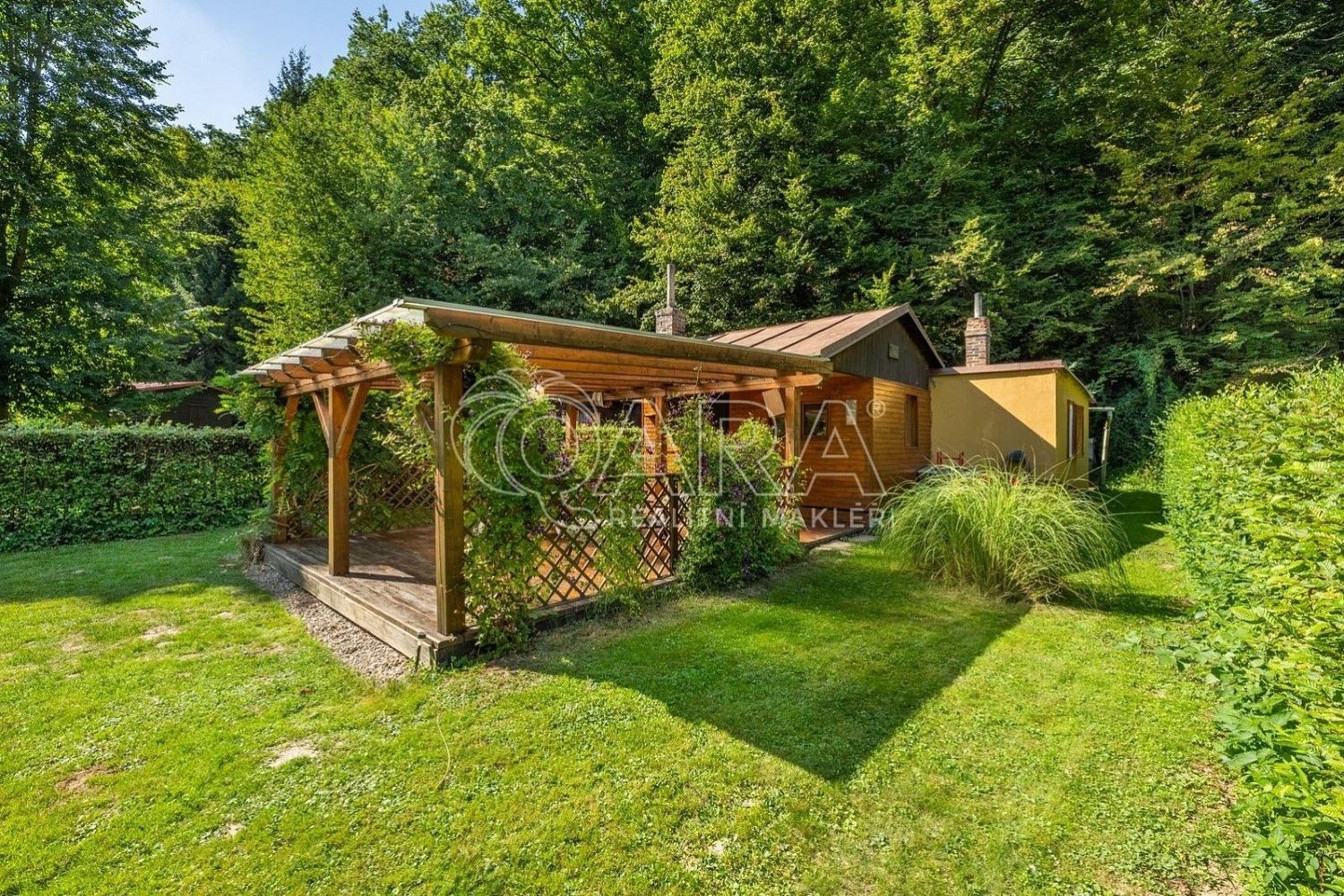 Chalupy, Český Šternberk, okres Benešov, Středočeský kraj, 44 m²