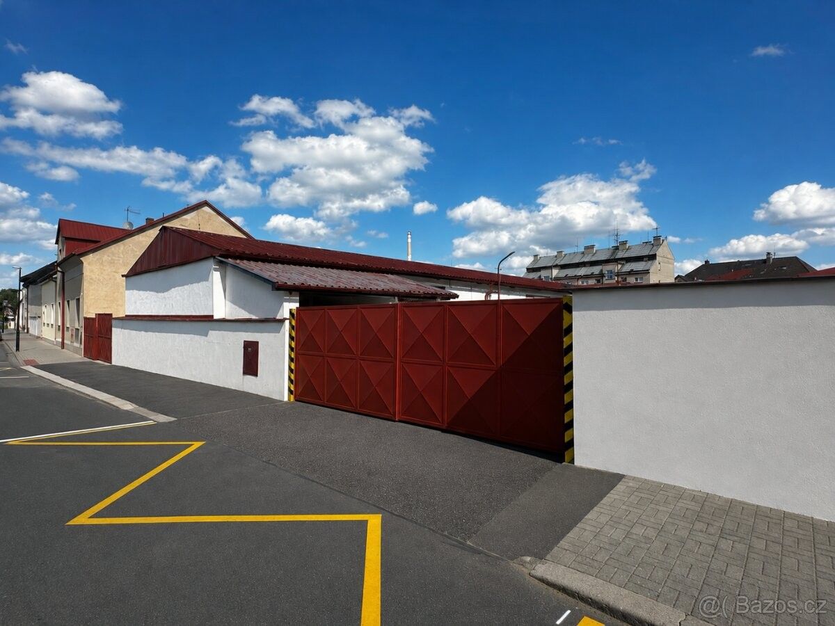 Sklady, Nymburk, 288 02