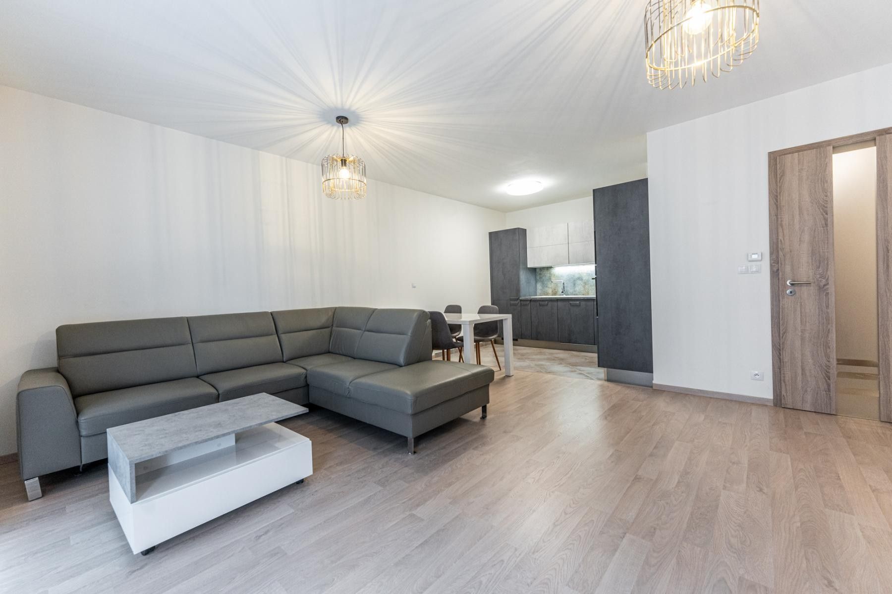3+kk, Toufarova, Praha, 78 m² - 1