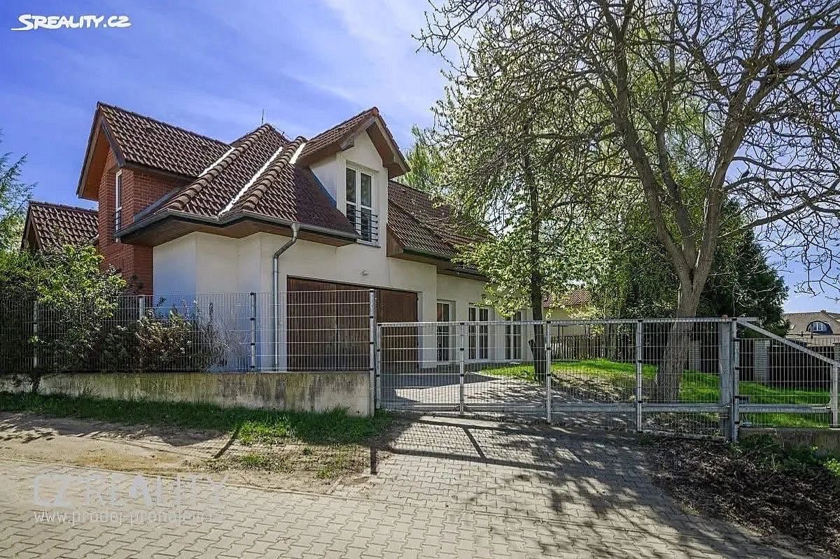 Rodinné domy, Praha - Lipence, okres Praha 16, Hlavní město Praha, 300 m² - 2