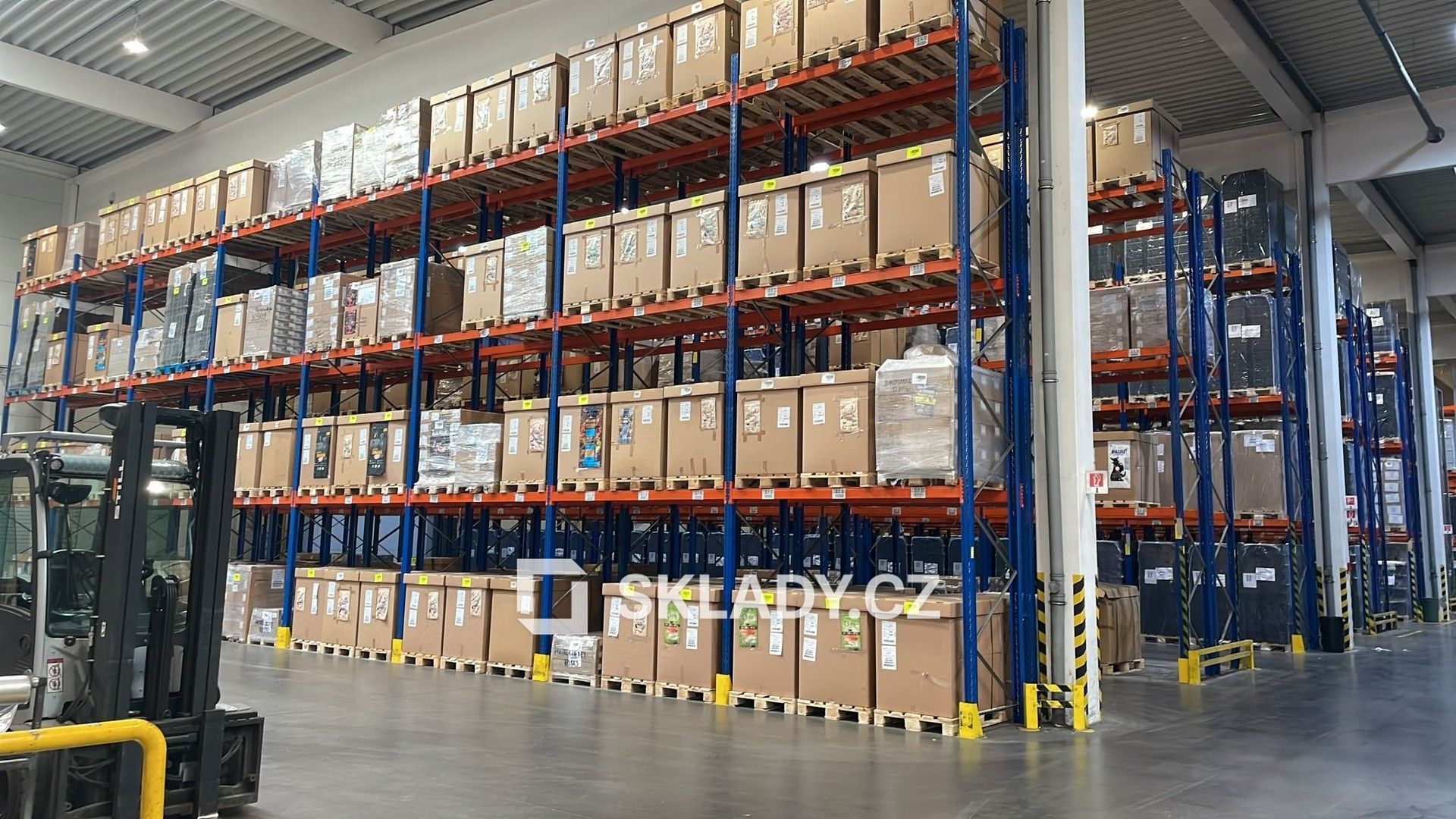Sklad · 4 000 m² · Zákupy - 3