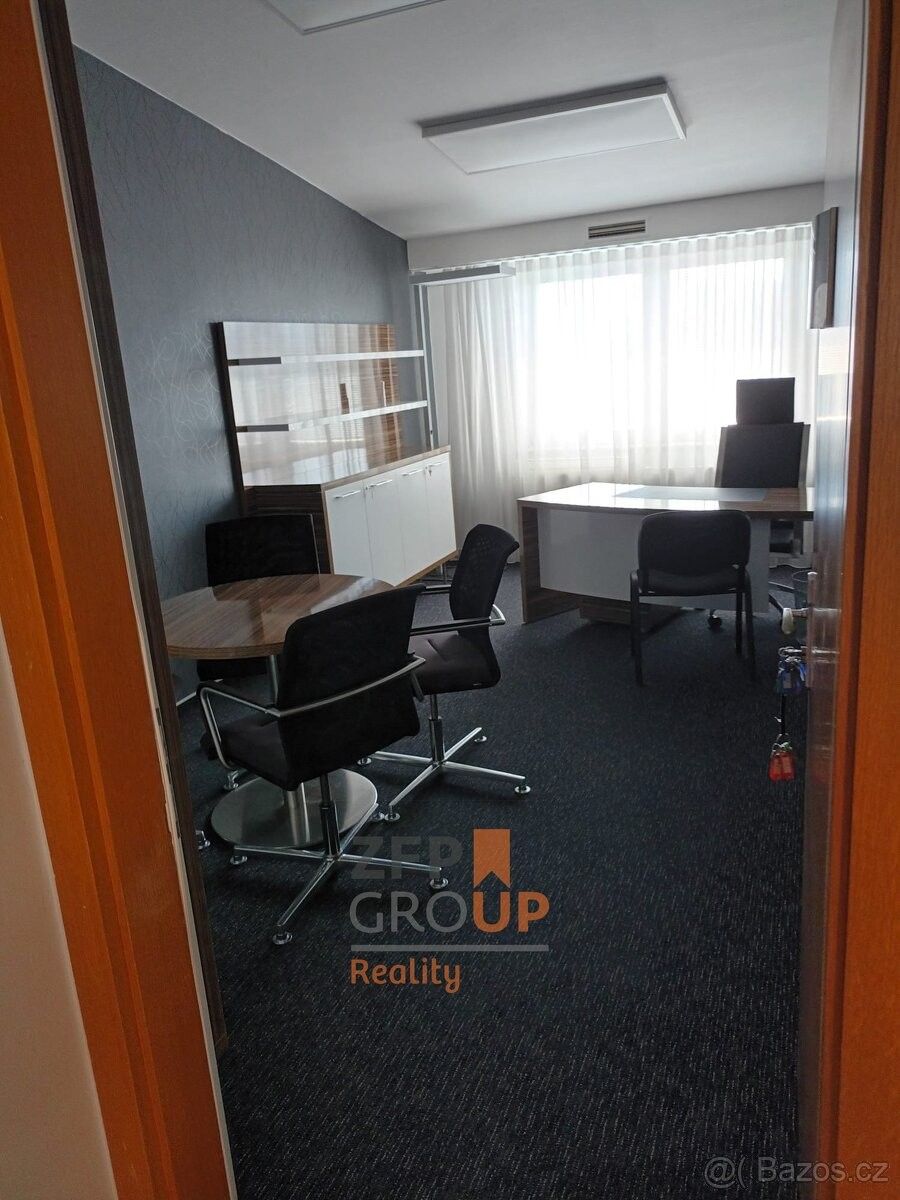 Prodej kancelář - Břeclav, 690 02