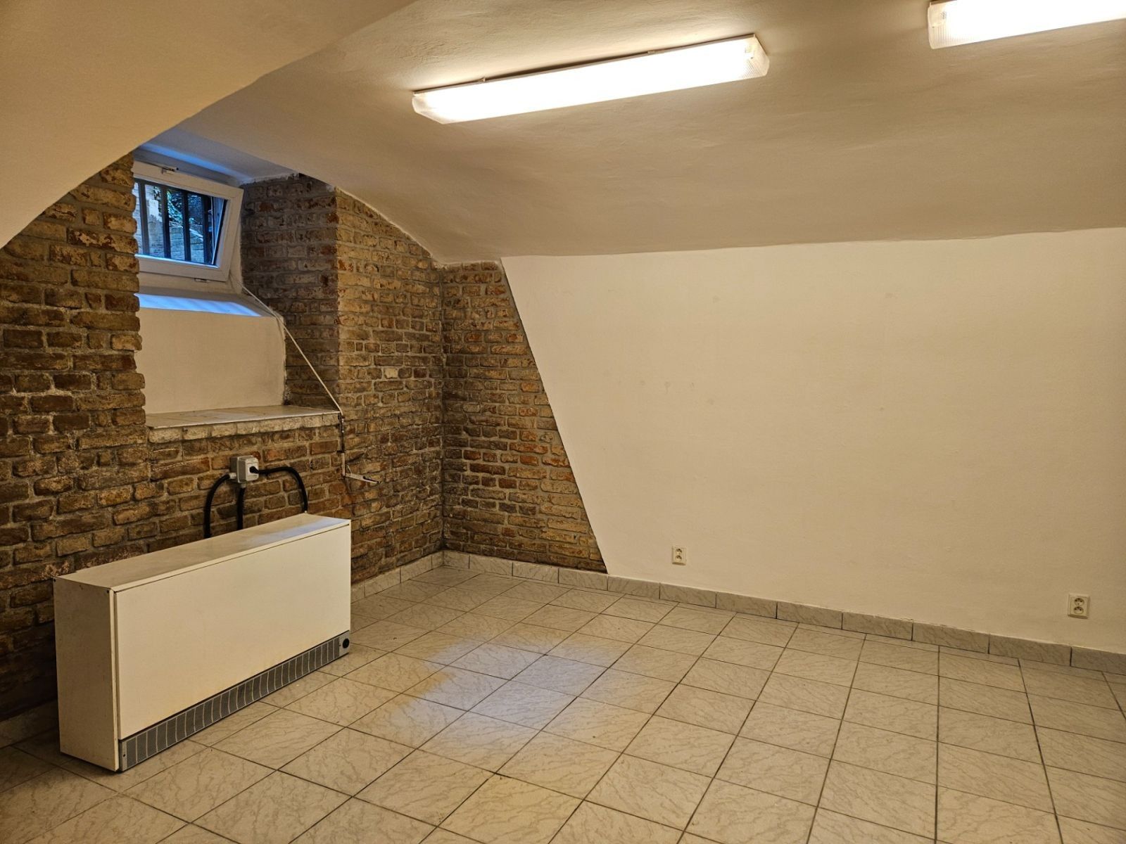 Obchodní prostory, Malířská, Praha - Bubeneč, 30 m² - 1