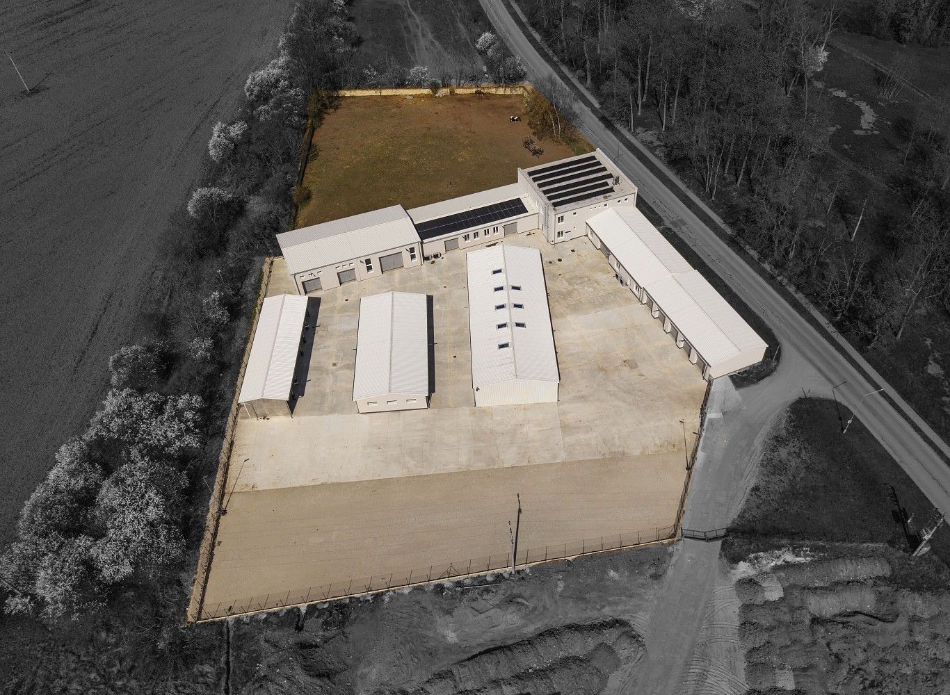 Sklady, Hořín, okres Mělník, 1 933 m² - 1