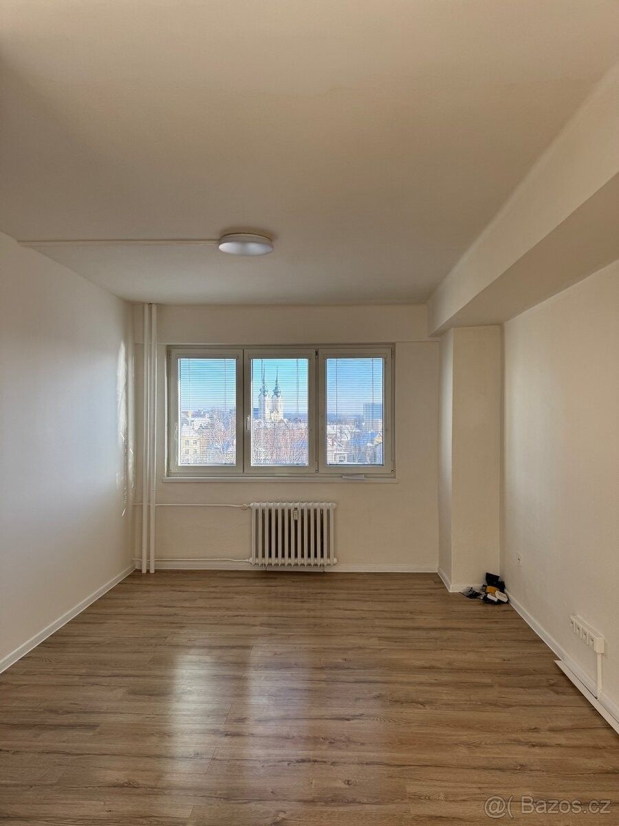 Pronájem byt - Ostrava, 709 00