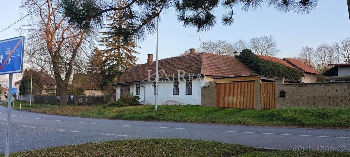 Rodinné domy, Oskořínek, 289 32