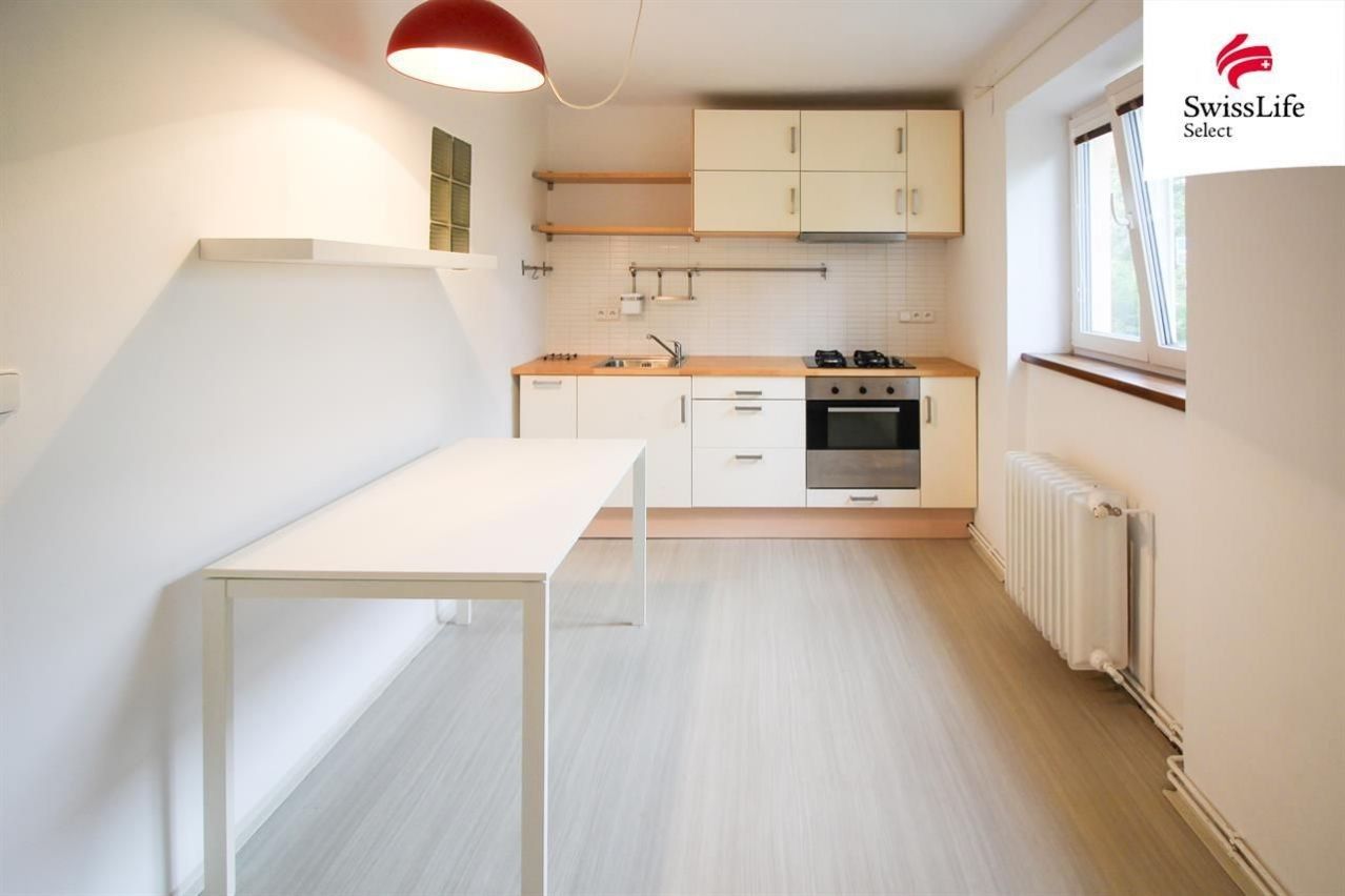 Pronájem byt 2+1 - Hamerníkova , Jihlava, 61 m² - 1