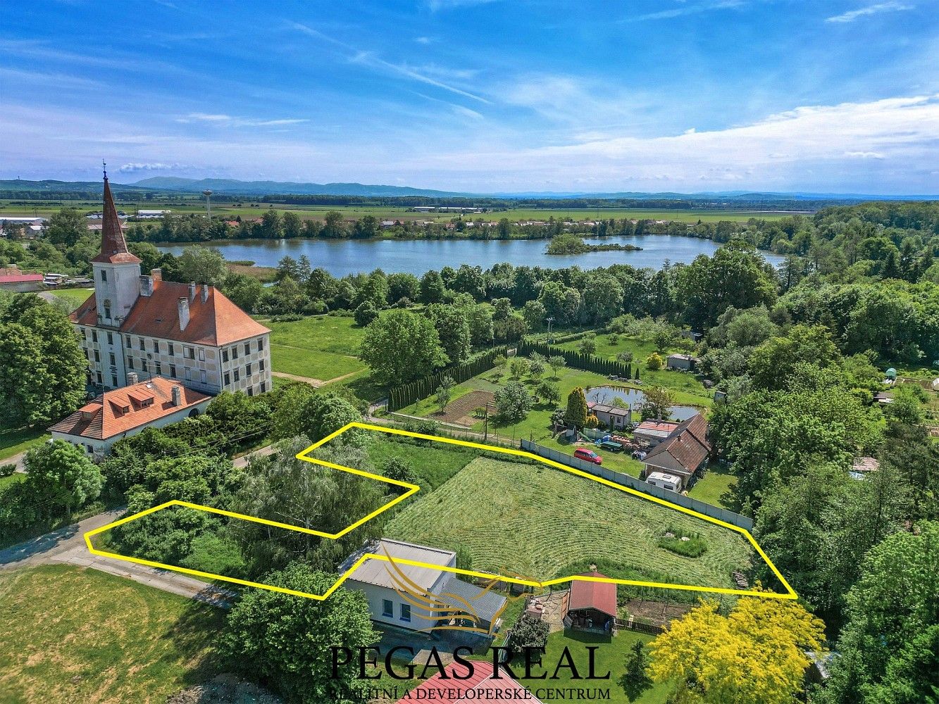 Pozemek pro bydlení, 2 365 m²