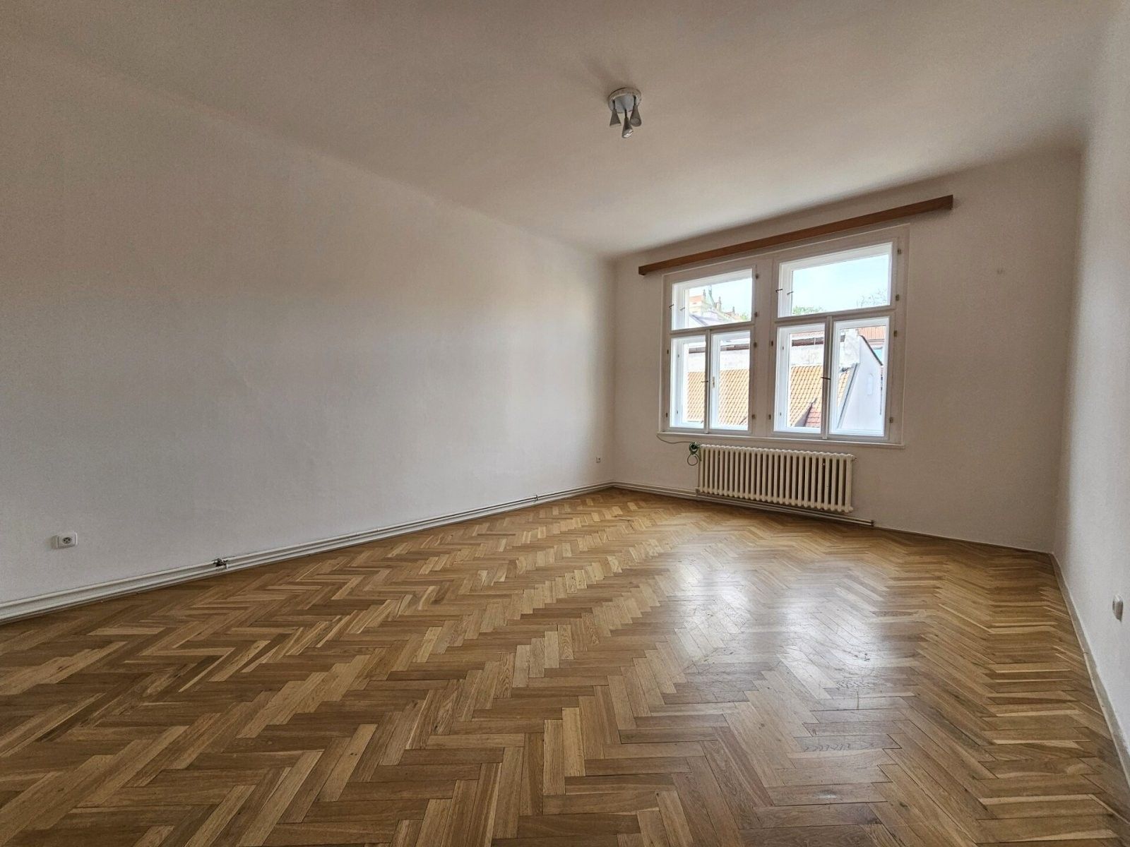 Byt 2+kk · 58 m² · Krymská, Praha - 4