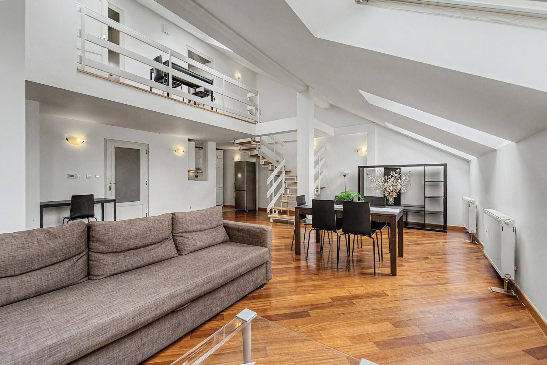 3+kk, Italská, Praha, 106 m² - 1