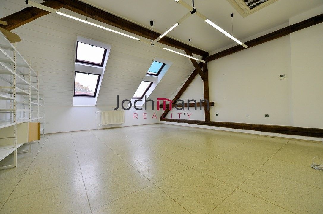 Pronájem kancelář - Nerudova, České Budějovice, 63 m²