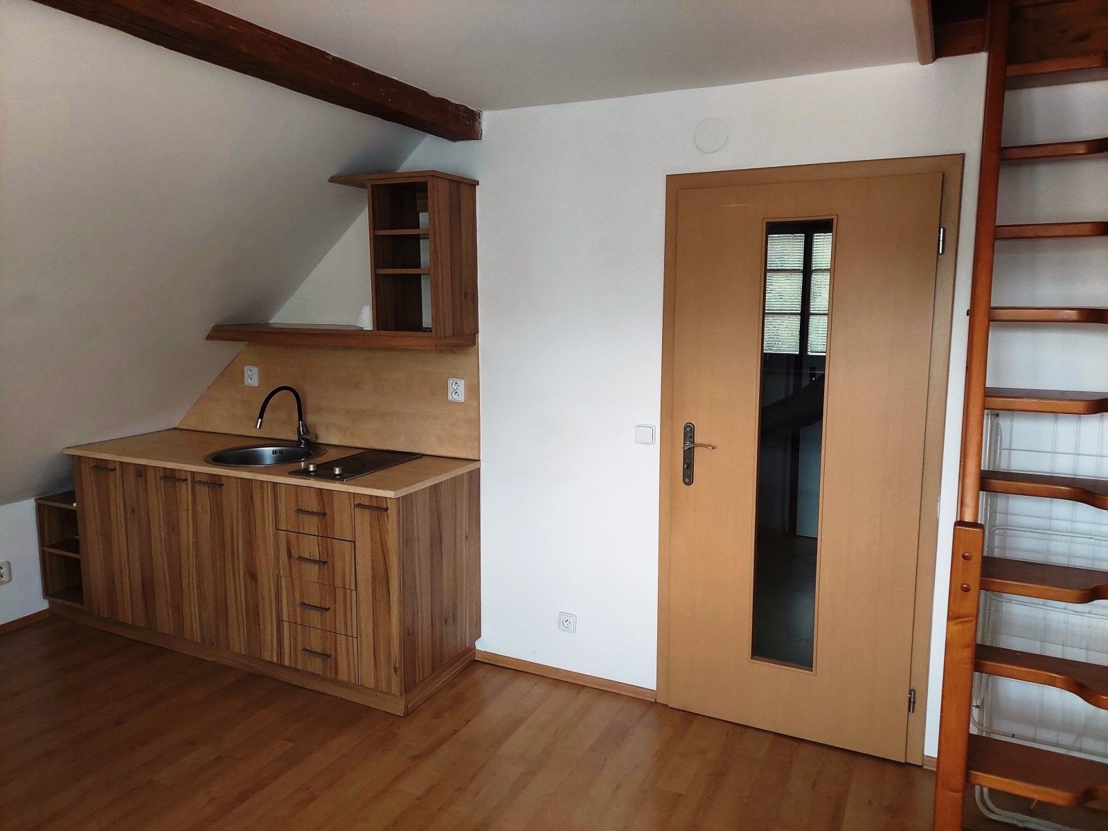 2+kk, Kremnická, Kutná Hora, 35 m²