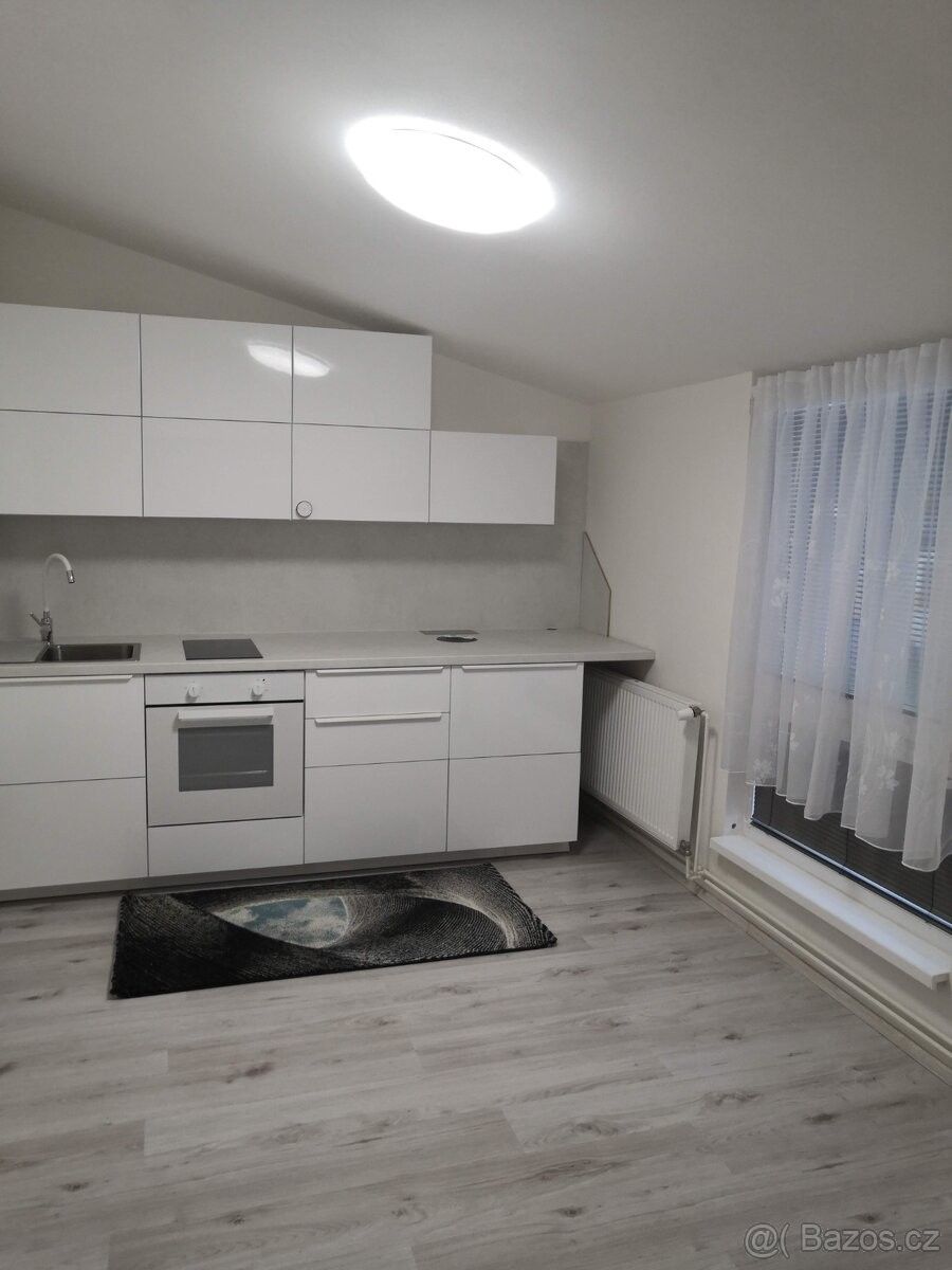Byty, Hostivice, 253 01