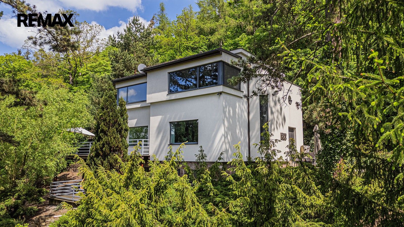 Rodinné domy, Jince, okres Příbram, Středočeský kraj, 228 m² - 1