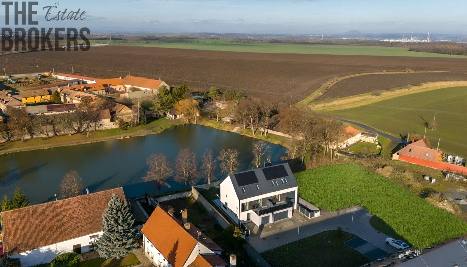 Prodej rodinný dům - Jezdecká, Tursko, 214 m²