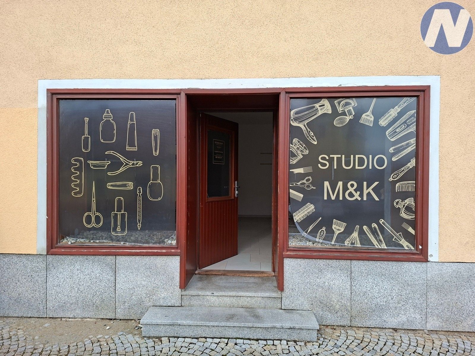 Obchodní prostory, náměstí Svobody, Vlachovo Březí, 50 m² - 2