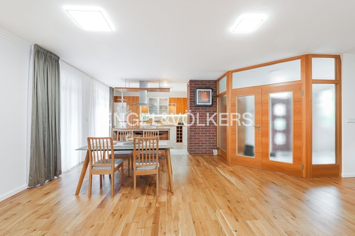 Pronájem vila - Nad hradním potokem 92, Praha Veleslavín, 351 m² - 5