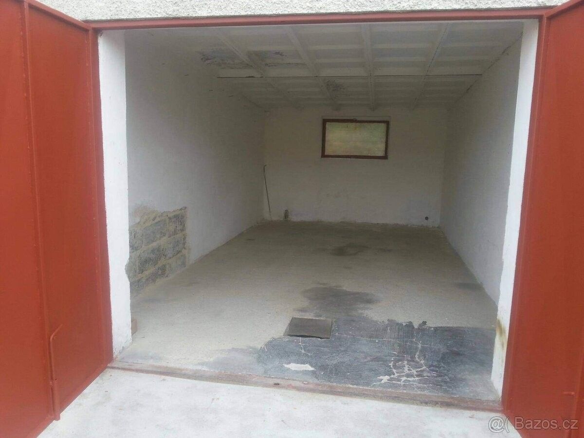 Garáže, České Budějovice, 370 01