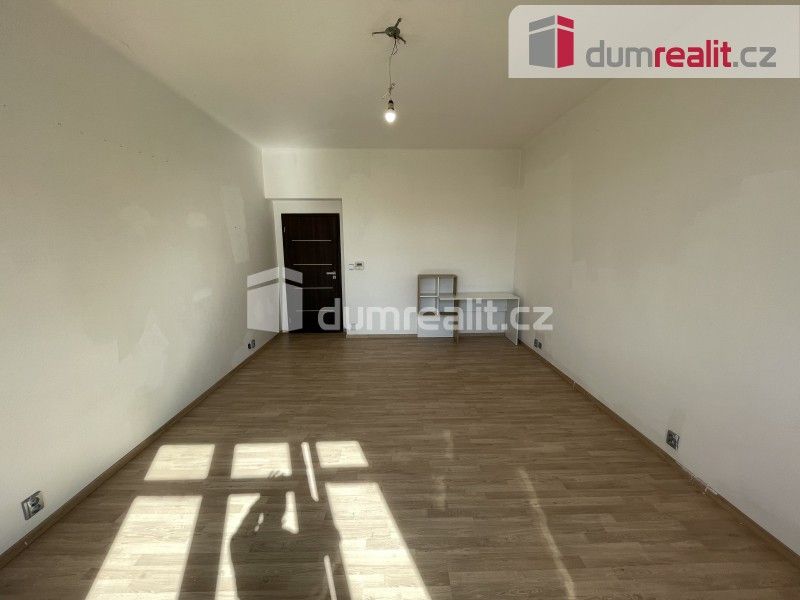Byt 2+1 · 60 m² · Černokostelecká, Praha - 3