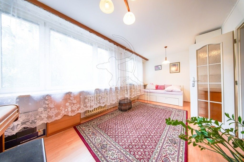 Prodej byt 3+1 - Veltruská, Praha, 60 m²