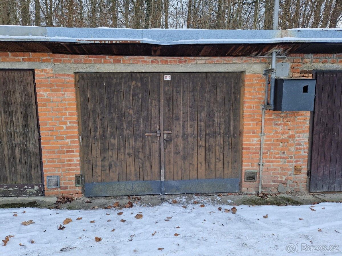 Garáže, Zlín, 760 01
