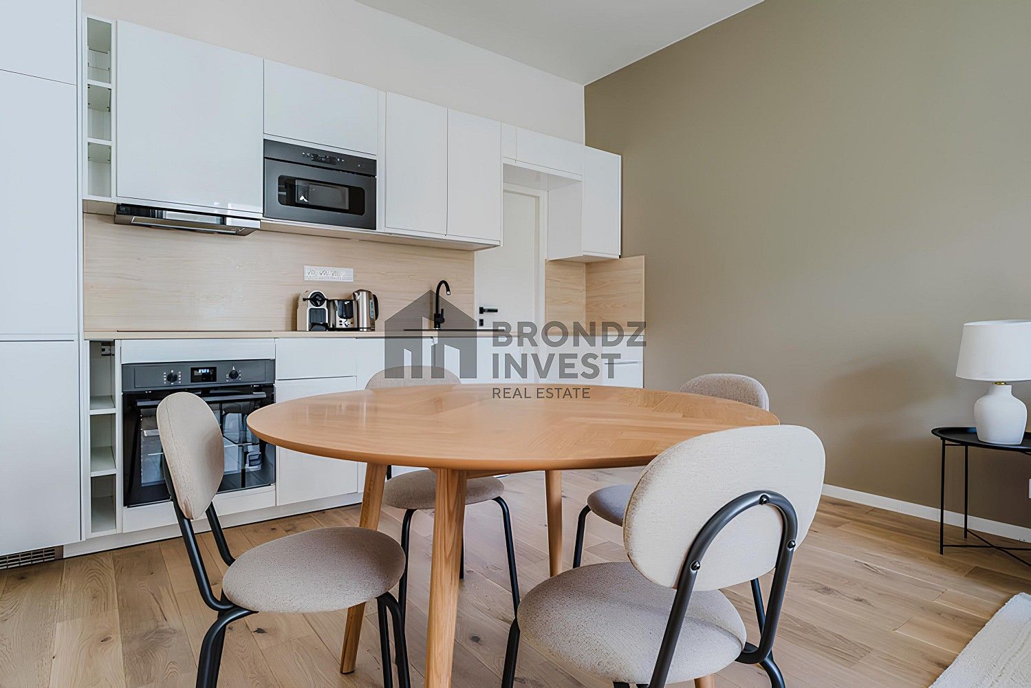 Byt 2+kk · 45 m² · Praha - Vinohrady, okres Praha 3, Hlavní město Praha - 3